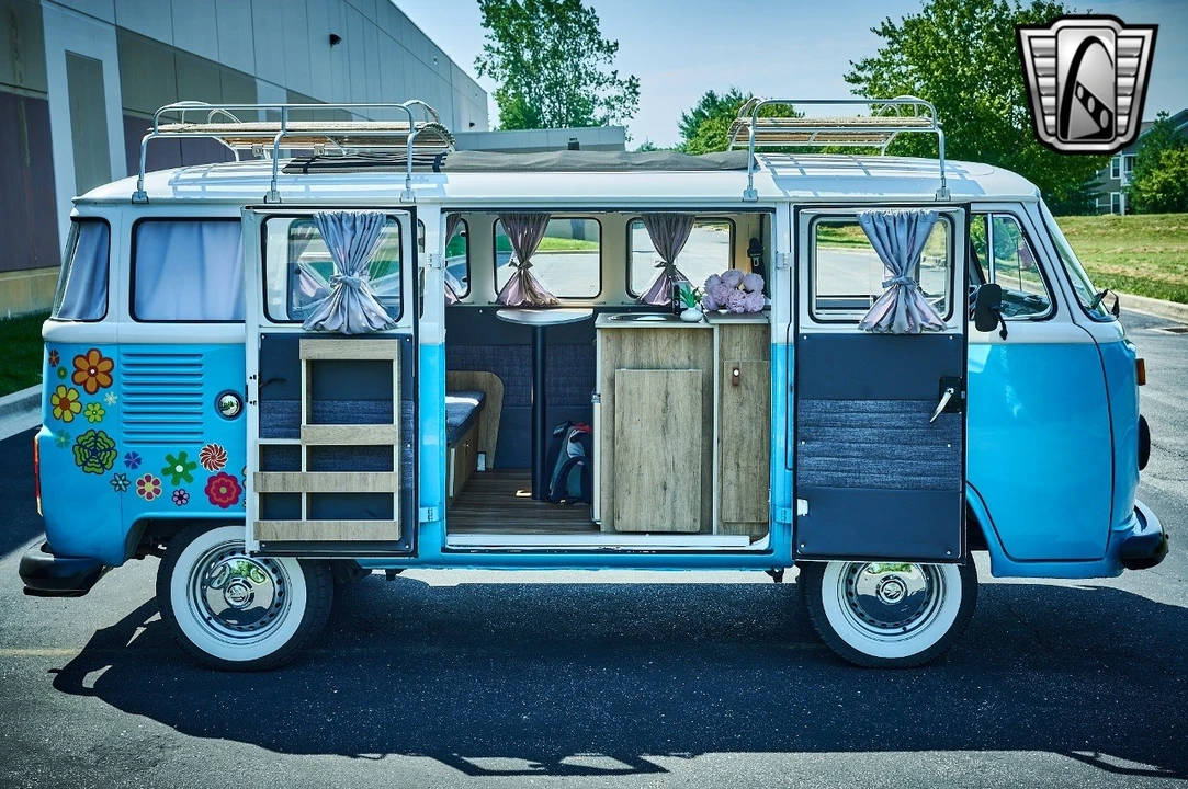 1990 Volkswagen EuroVan - Image 18 of 21