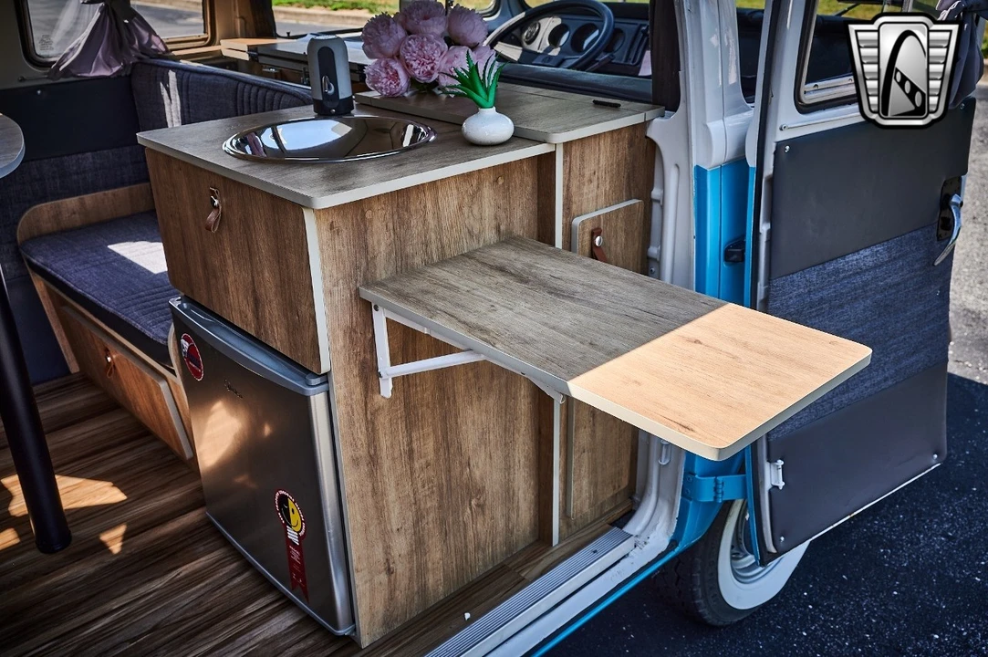 1990 Volkswagen EuroVan - Image 19 of 21