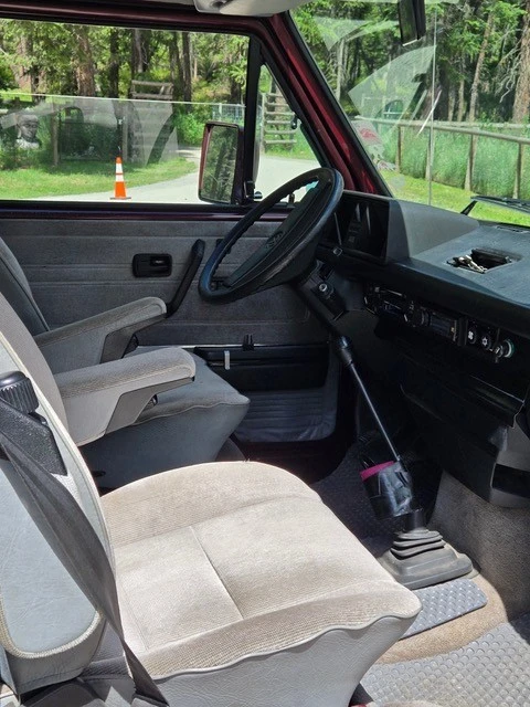 1990 Volkswagen EuroVan - Image 6 of 9