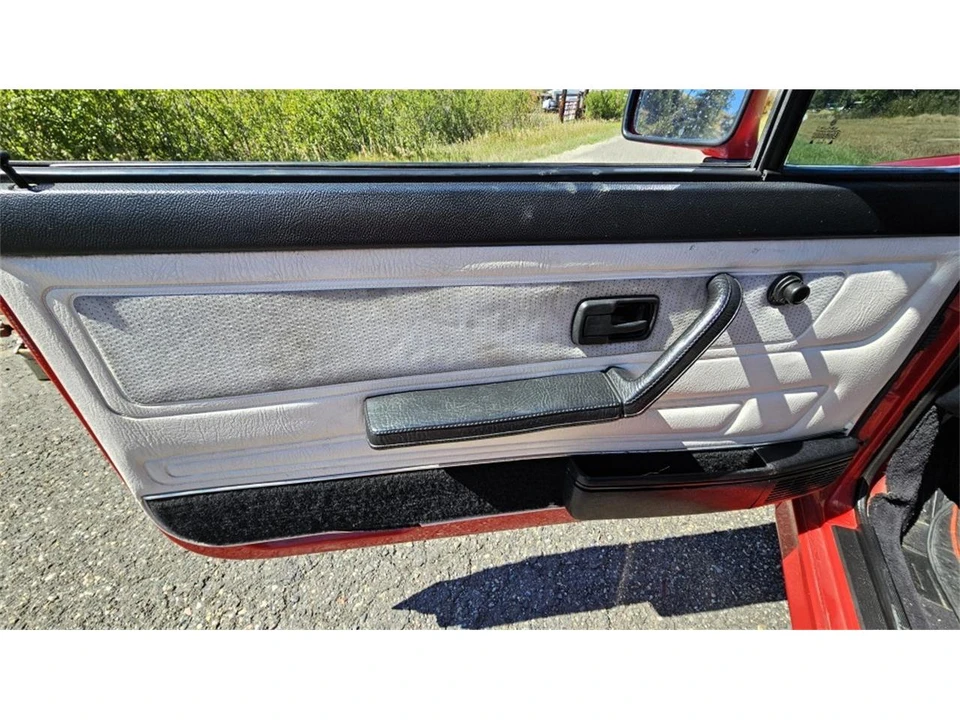 1990 Volkswagen Golf Cabriolet/Rabbit Convertible Mk1 - Image 11 of 31