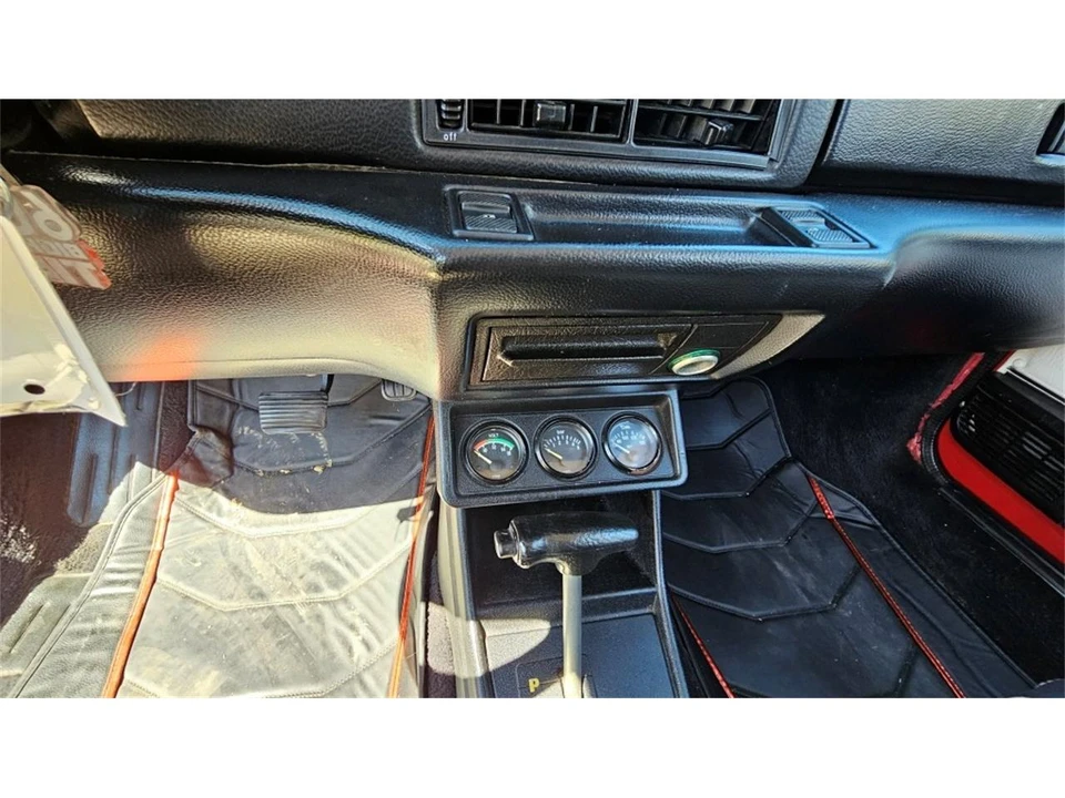 1990 Volkswagen Golf Cabriolet/Rabbit Convertible Mk1 - Image 21 of 31