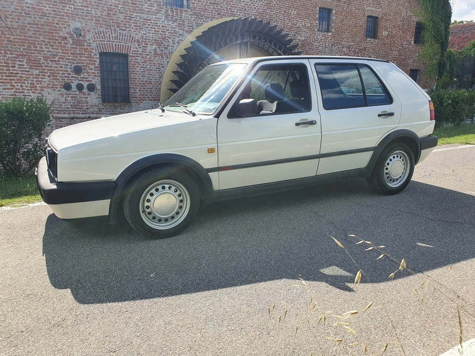 1990 Volkswagen GTI Mk2 - Image 6 of 30