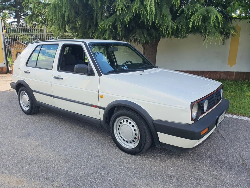 1990 Volkswagen GTI Mk2 - Image 15 of 30