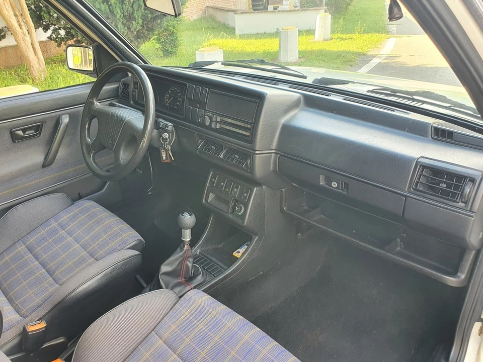 1990 Volkswagen GTI Mk2 - Image 19 of 30
