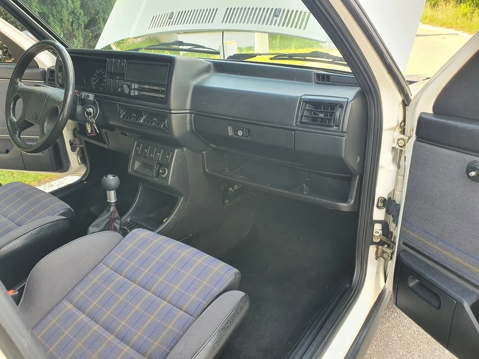 1990 Volkswagen GTI Mk2 - Image 25 of 30