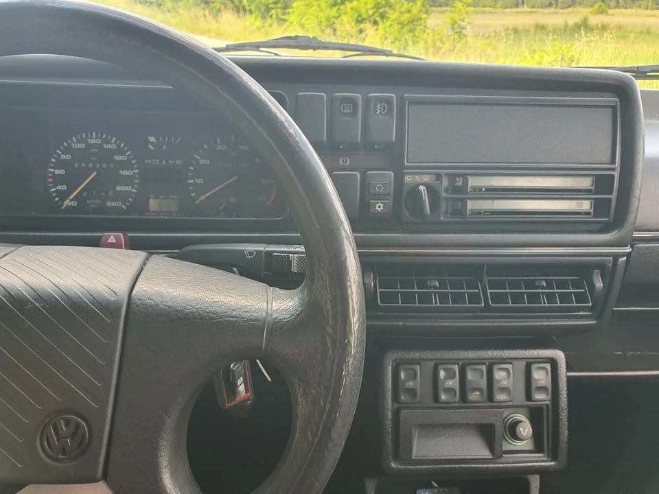 1990 Volkswagen GTI Mk2 - Image 26 of 30
