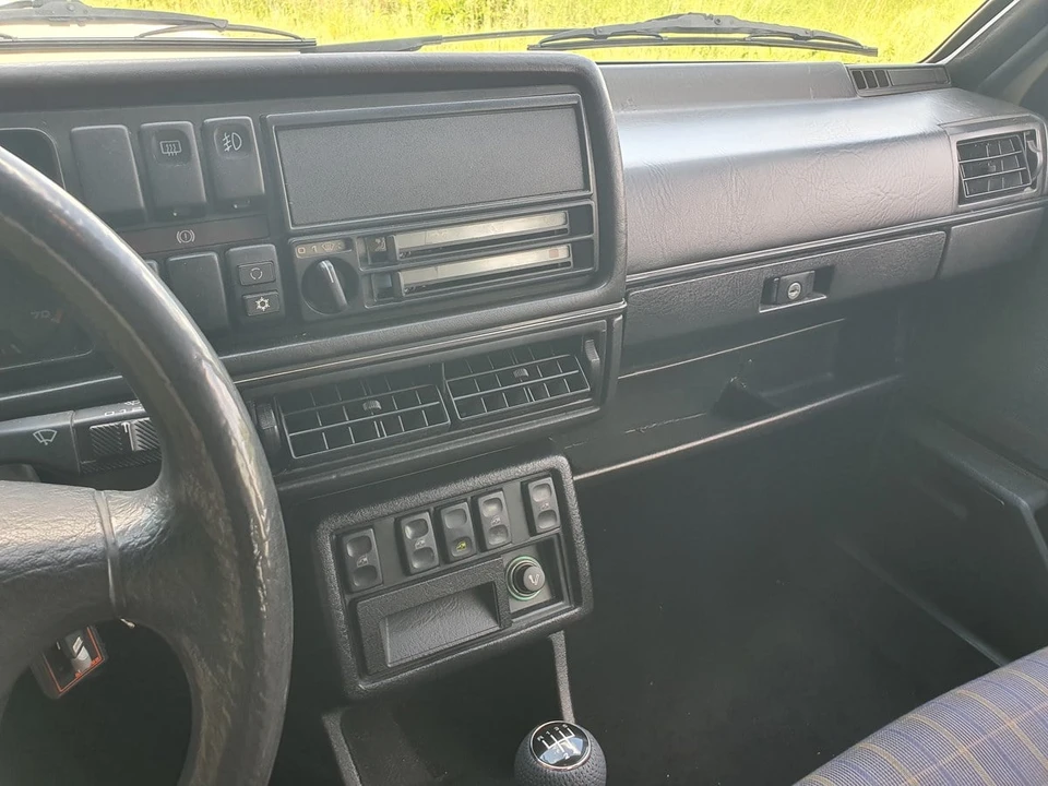 1990 Volkswagen GTI Mk2 - Image 28 of 30