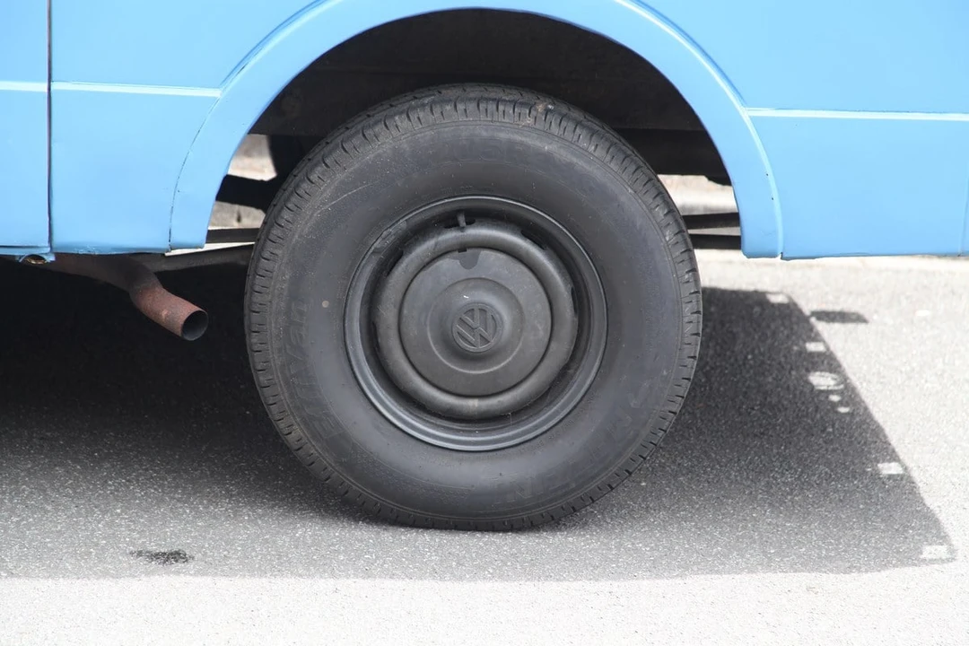 1990 Volkswagen EuroVan - Image 28 of 30
