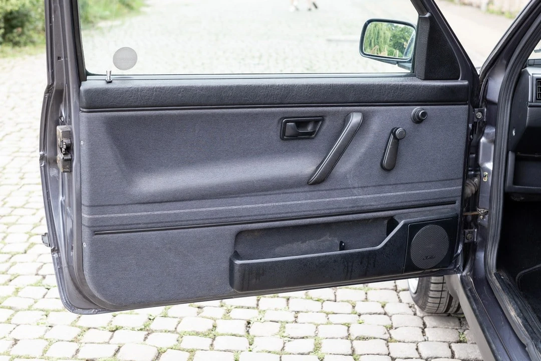 1990 Volkswagen GTI Mk2 - Image 27 of 30