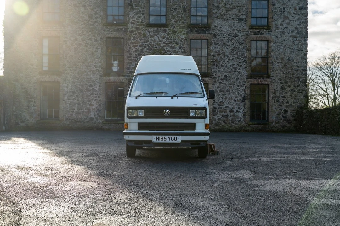 1990 Volkswagen Vanagon - Image 2 of 30