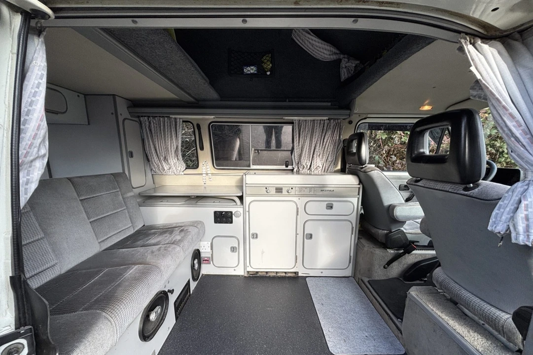 1990 Volkswagen EuroVan - Image 5 of 8