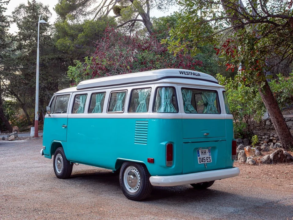 1990 Volkswagen Vanagon - Image 14 of 31