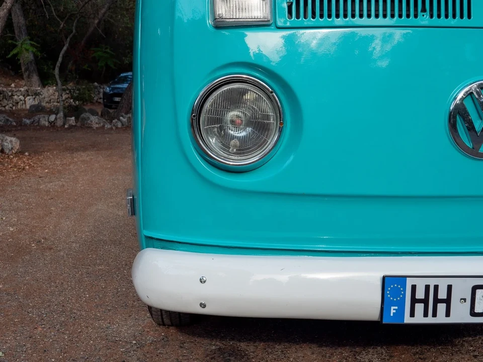 1990 Volkswagen Vanagon - Image 25 of 31