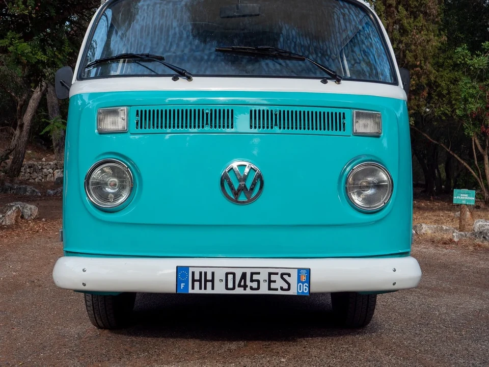 1990 Volkswagen Vanagon - Image 28 of 31