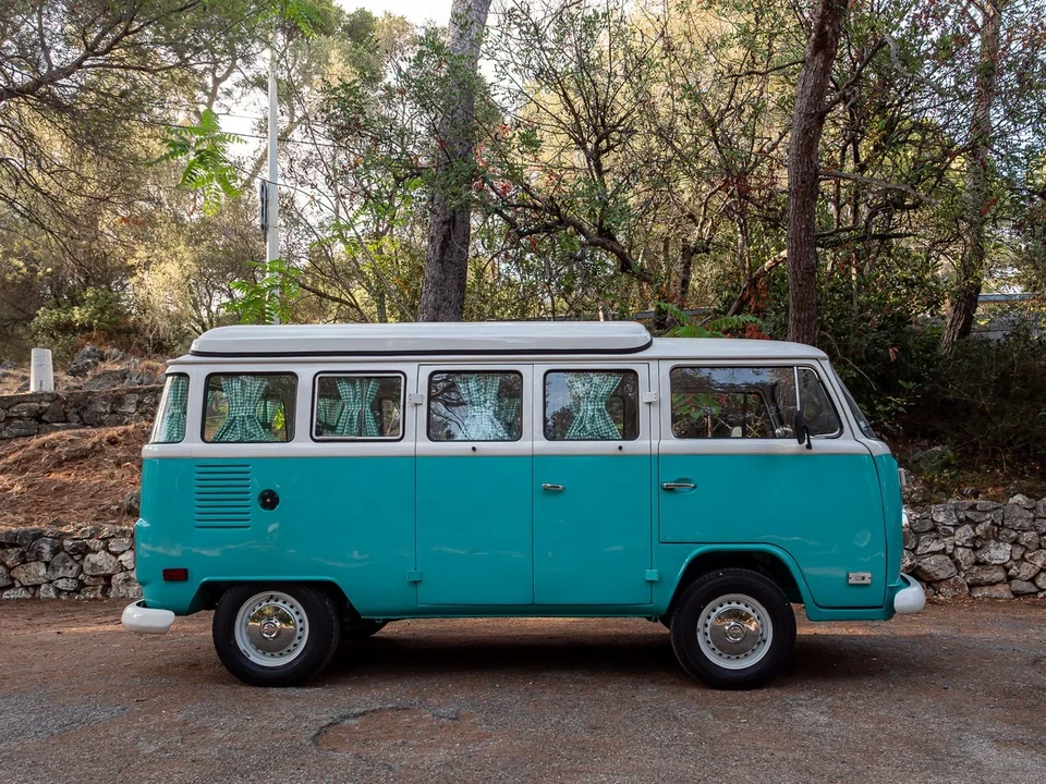 1990 Volkswagen Vanagon - Image 7 of 31