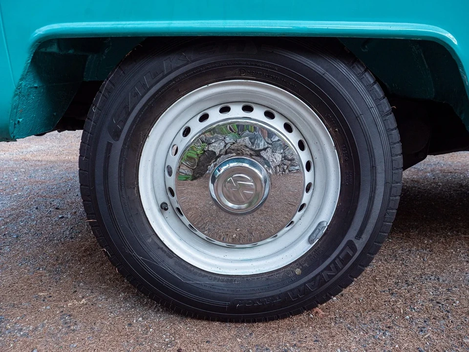 1990 Volkswagen Vanagon - Image 18 of 31
