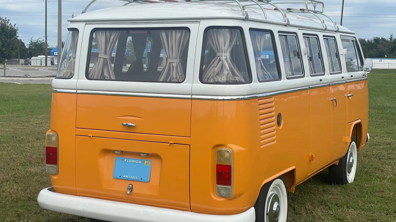 1990 Volkswagen Vanagon - Image 3 of 13