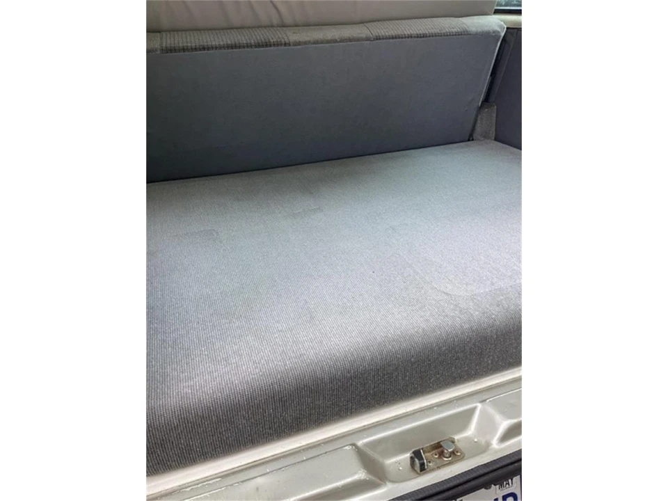 1990 Volkswagen Vanagon - Image 12 of 17