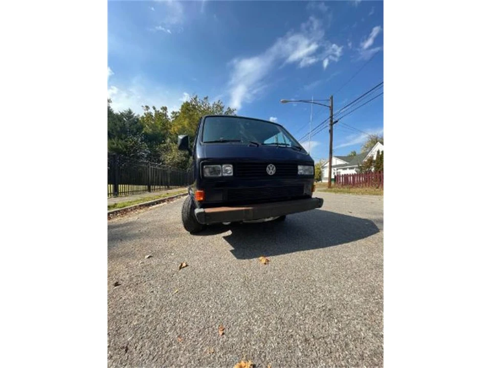 1990 Volkswagen Vanagon - Image 9 of 11