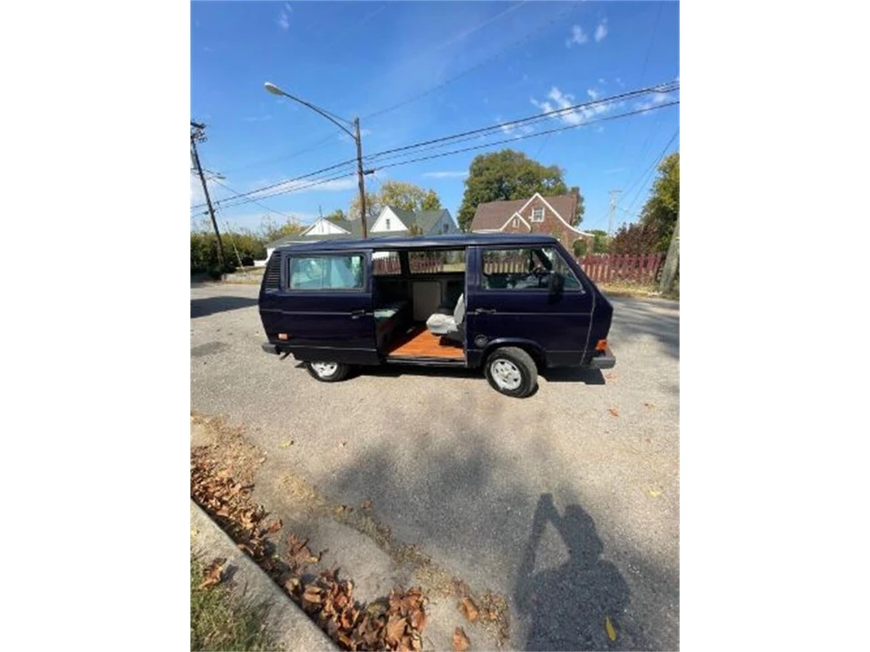 1990 Volkswagen Vanagon - Image 11 of 11