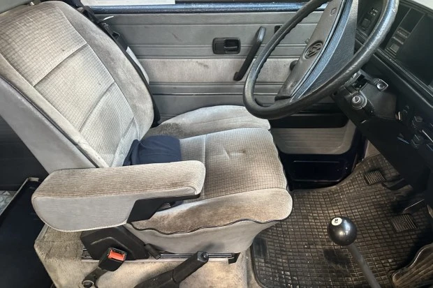 1990 Volkswagen EuroVan - Image 4 of 8