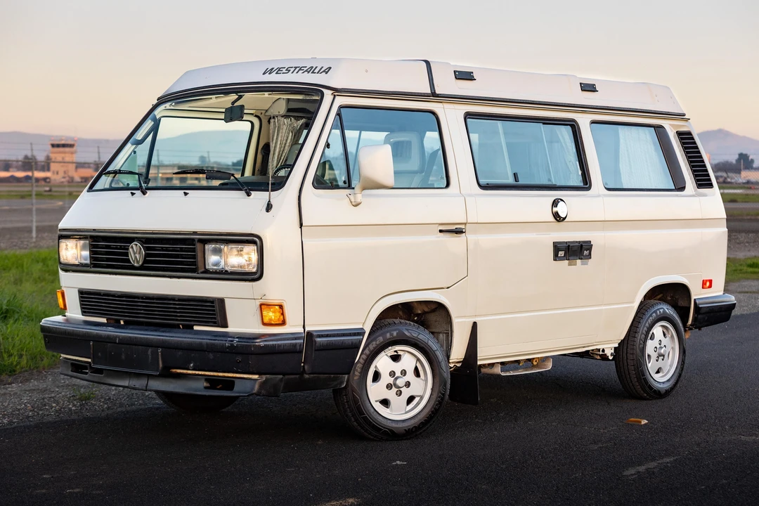 1990 Volkswagen EuroVan - Image 15 of 31