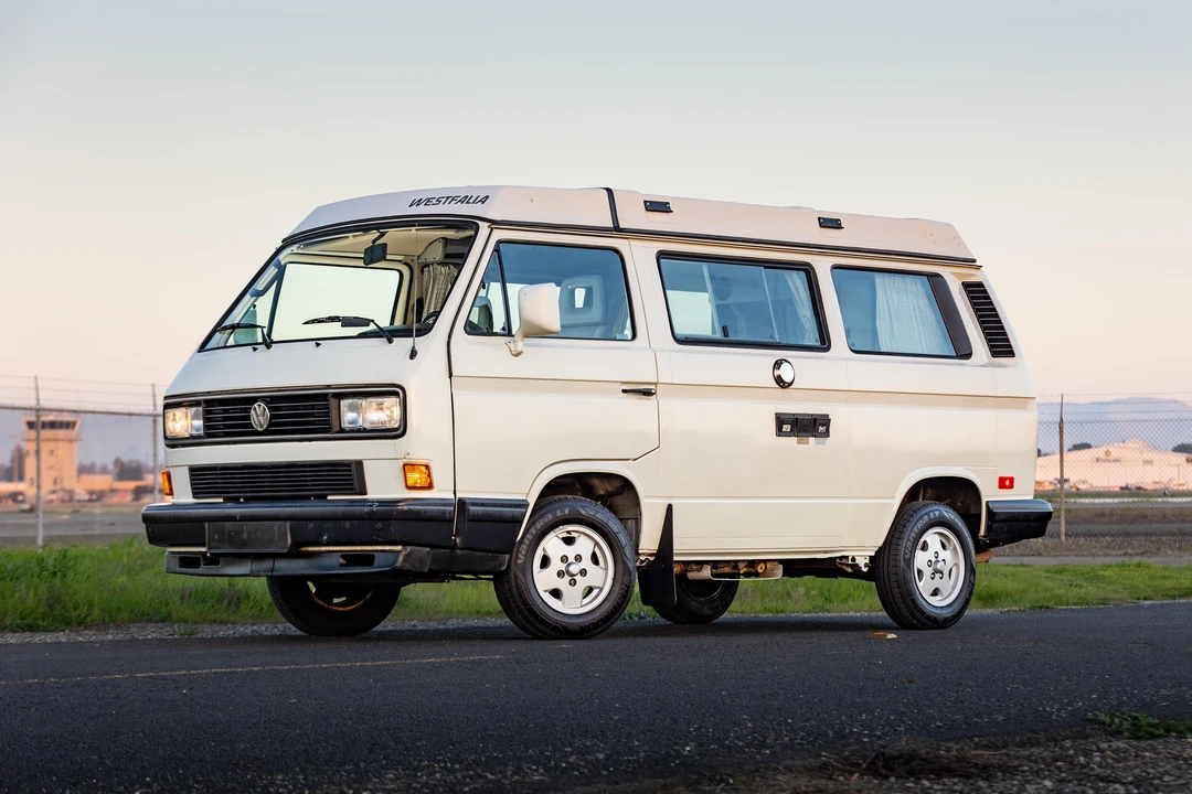 1990 Volkswagen EuroVan - Image 16 of 31