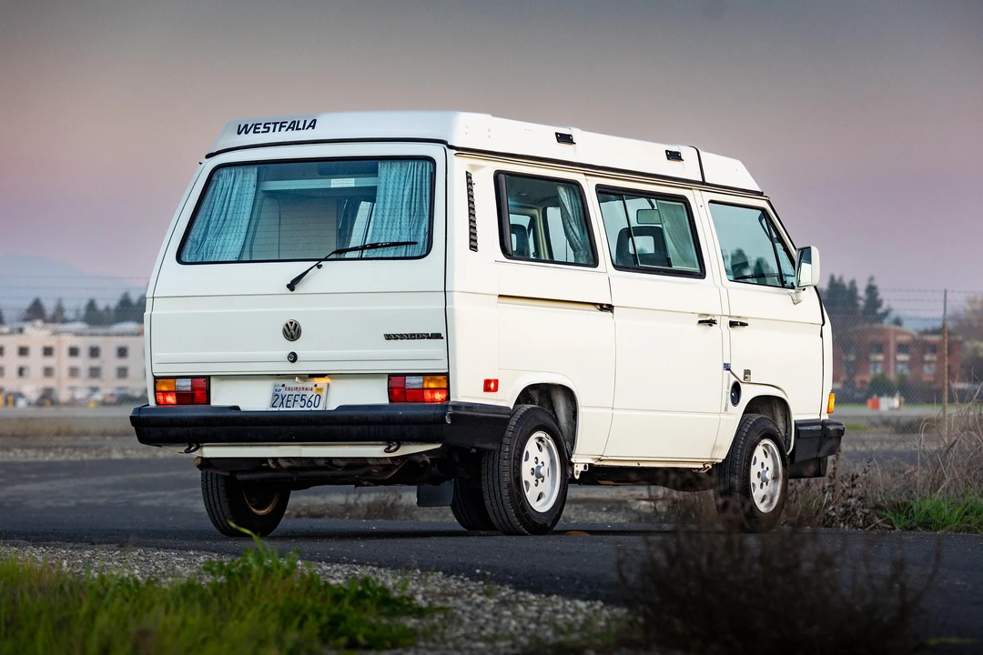 1990 Volkswagen EuroVan - Image 25 of 31