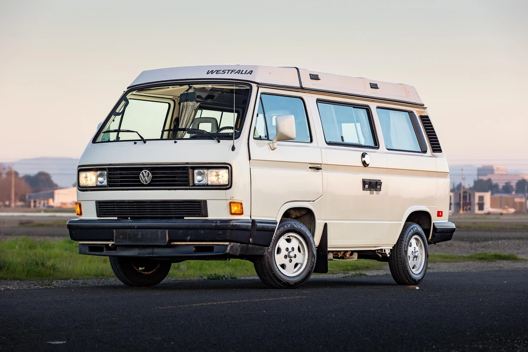 1990 Volkswagen EuroVan - Image 13 of 31
