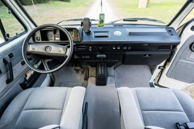 1990 Volkswagen EuroVan - Image 6 of 9