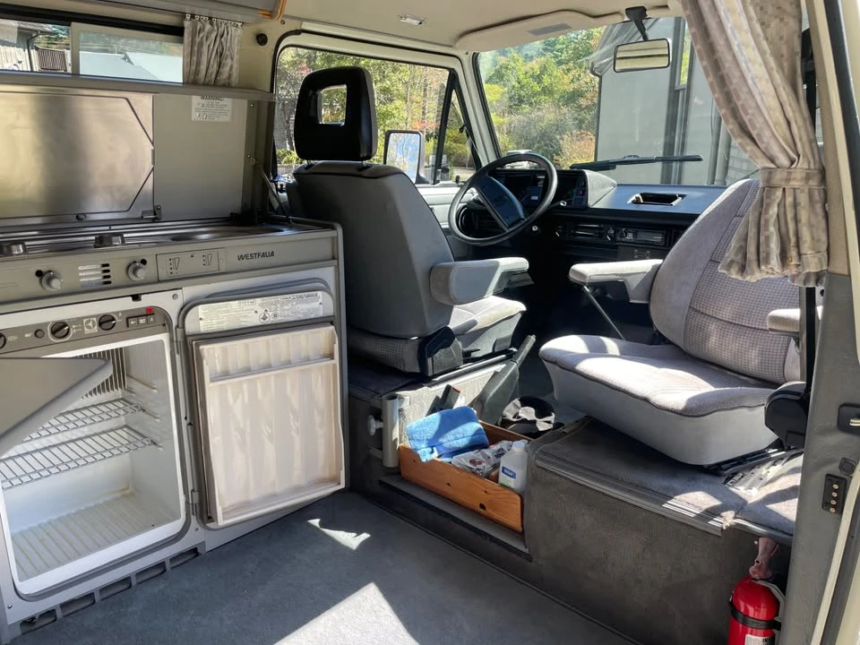 1990 Volkswagen Vanagon - Image 10 of 12