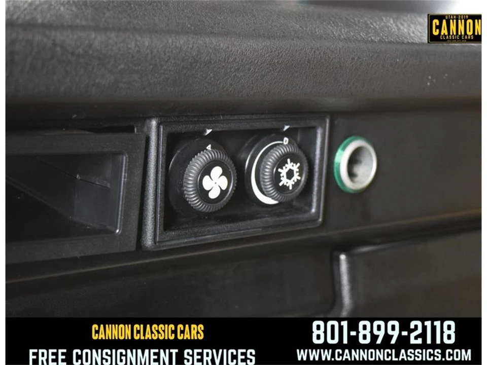 1990 Volkswagen Vanagon - Image 28 of 31