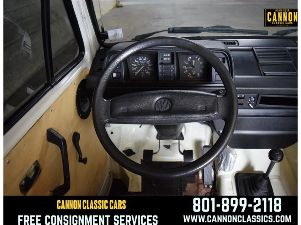 1990 Volkswagen Vanagon - Image 26 of 31