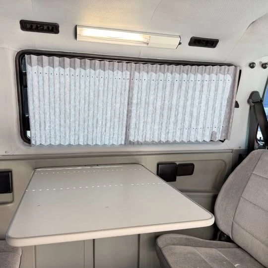 1990 Volkswagen EuroVan - Image 18 of 21