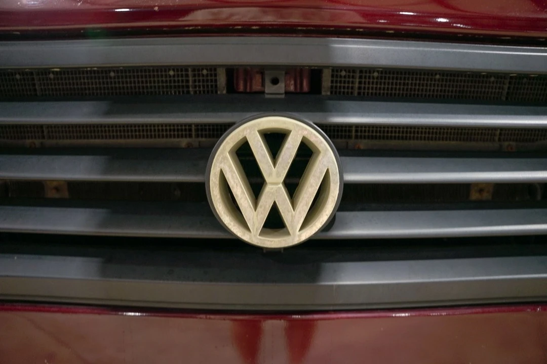 1990 Volkswagen EuroVan - Image 17 of 21
