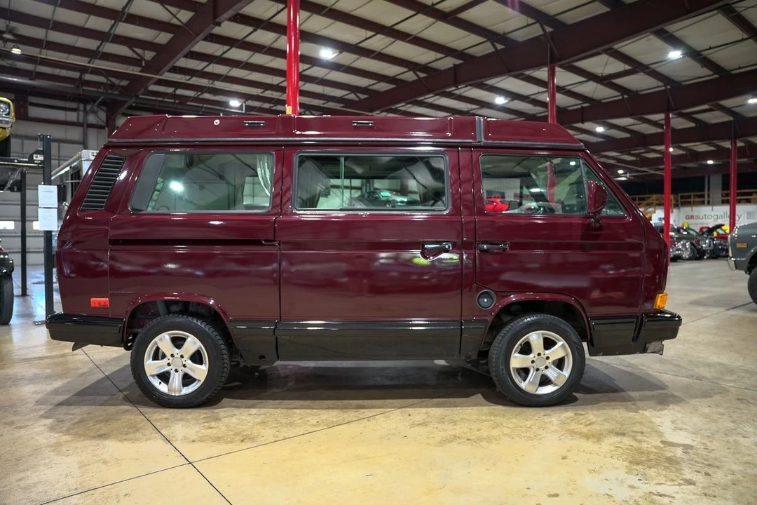 1990 Volkswagen EuroVan - Image 10 of 12