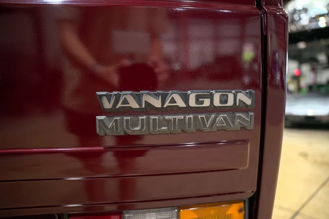 1990 Volkswagen EuroVan - Image 19 of 21