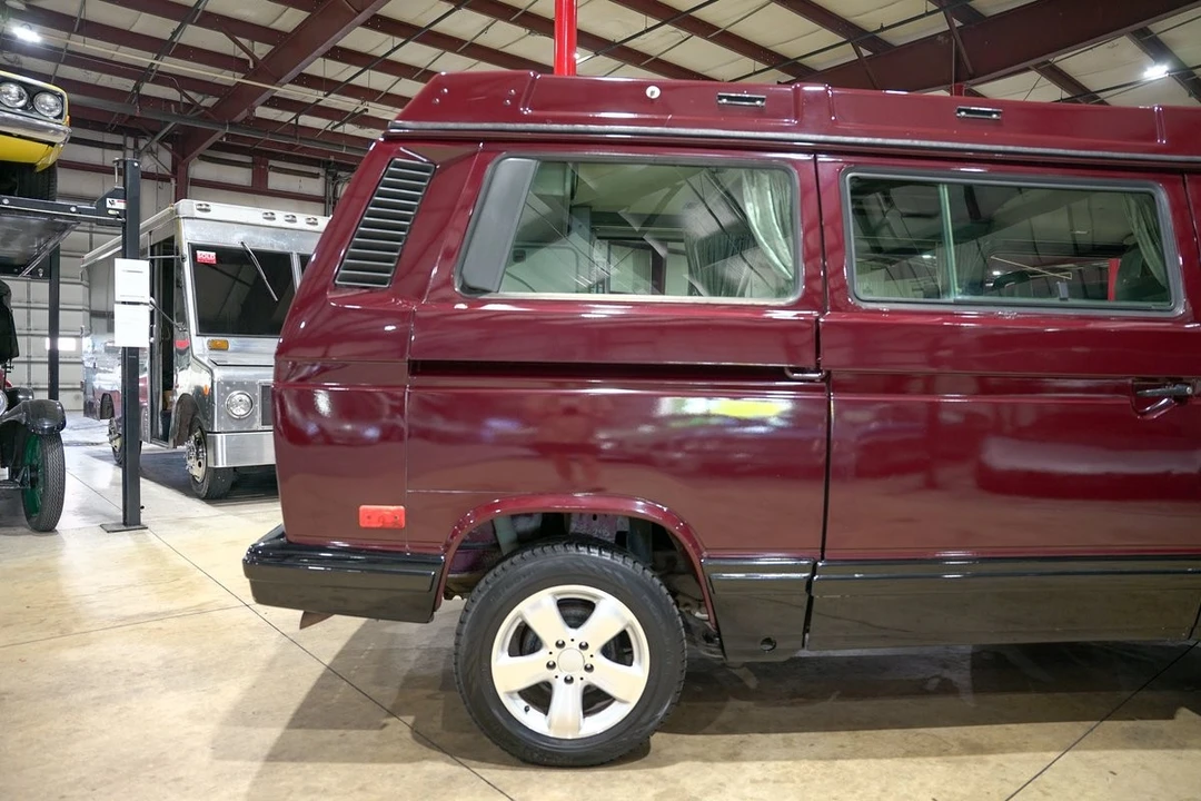 1990 Volkswagen EuroVan - Image 9 of 12