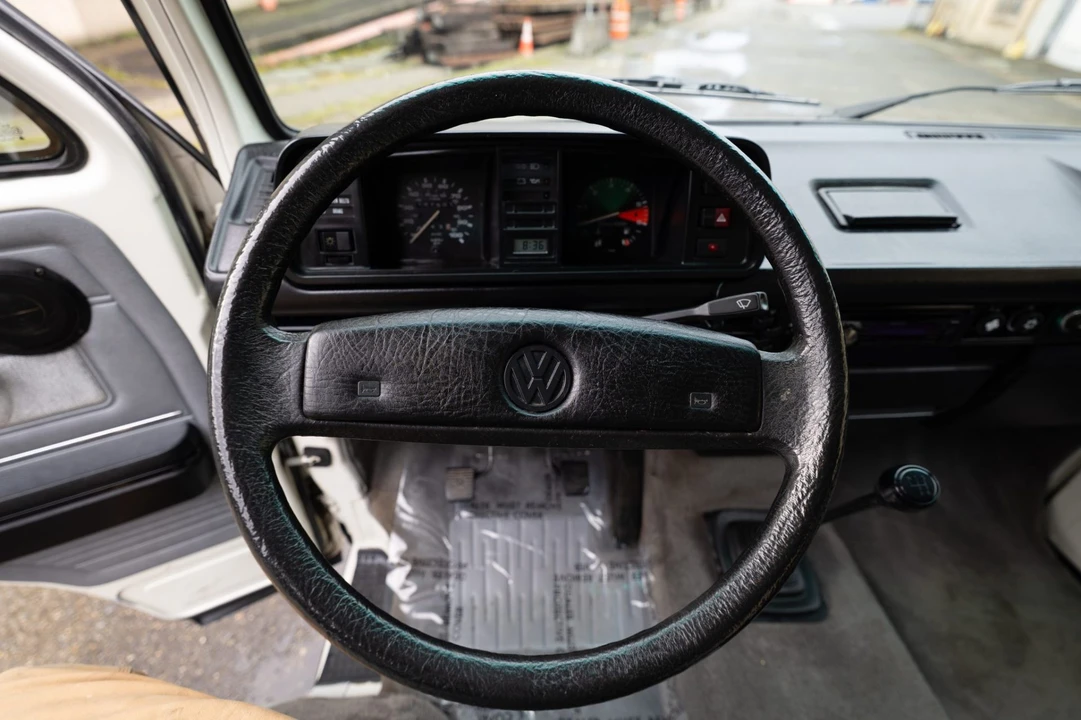 1990 Volkswagen EuroVan - Image 6 of 9