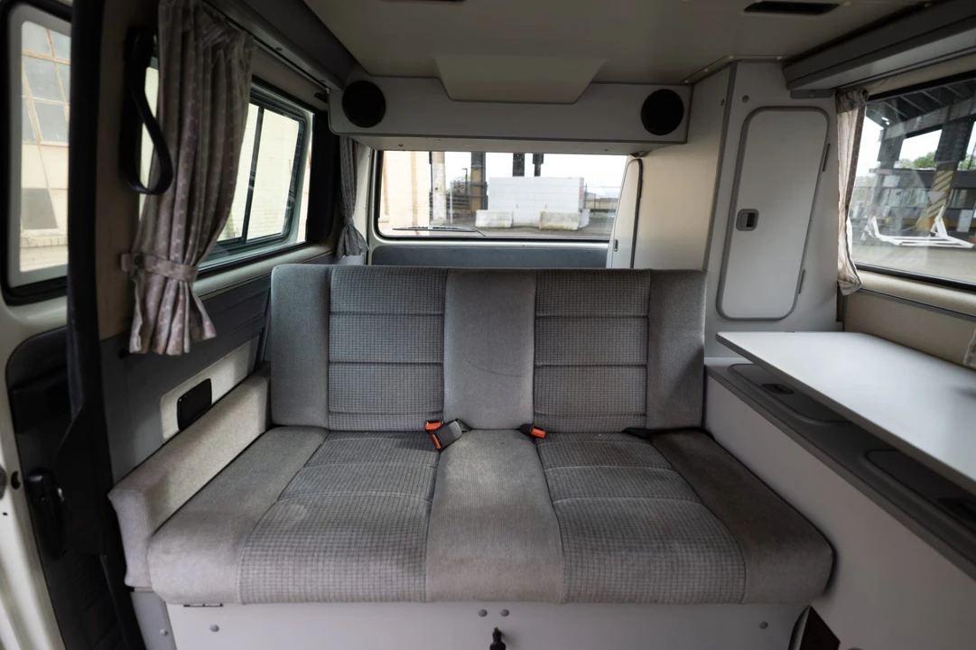 1990 Volkswagen EuroVan - Image 5 of 9
