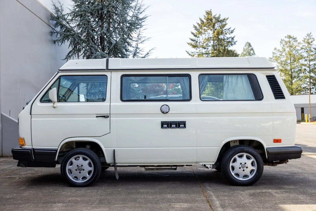 1990 Volkswagen EuroVan - Image 3 of 10