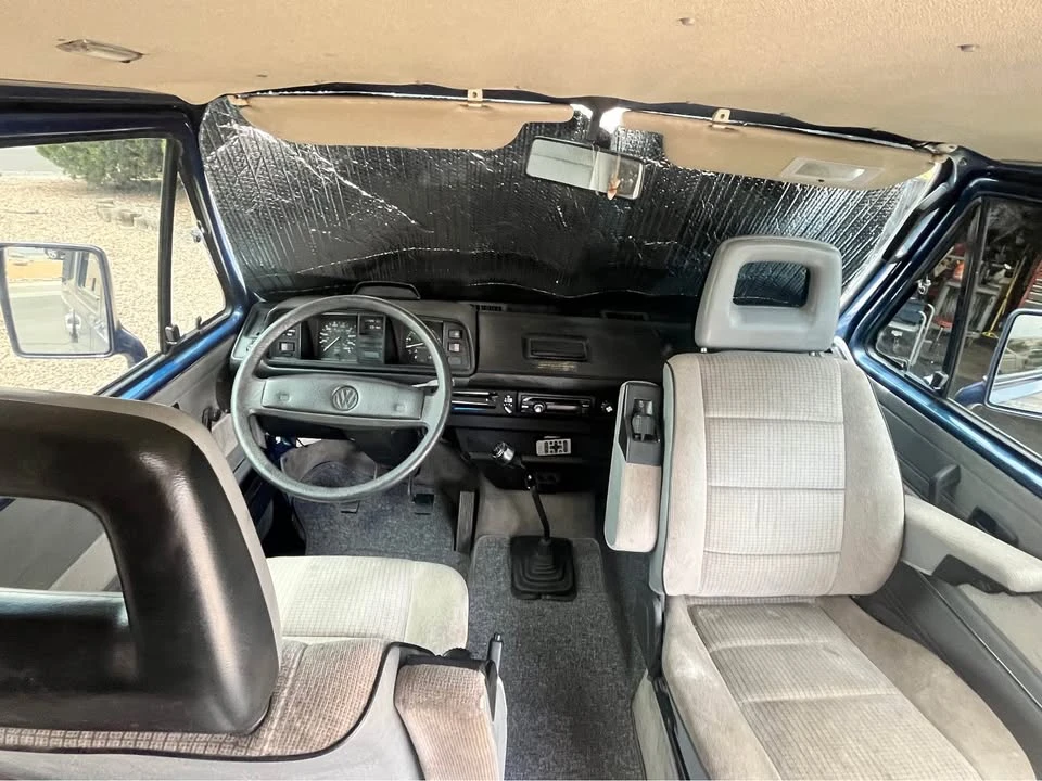 1990 Volkswagen EuroVan - Image 12 of 17