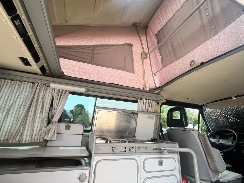 1990 Volkswagen EuroVan - Image 13 of 17