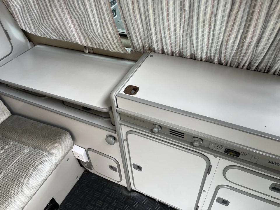 1990 Volkswagen EuroVan - Image 10 of 14