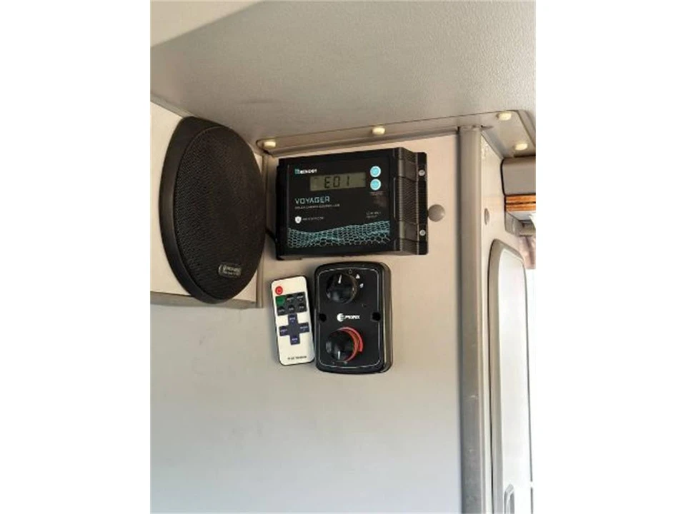 1990 Volkswagen Vanagon - Image 8 of 14