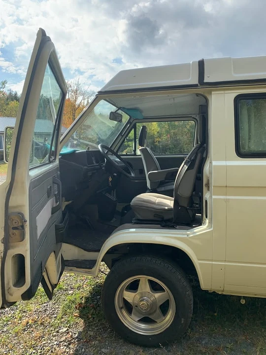 1990 Volkswagen EuroVan - Image 14 of 14