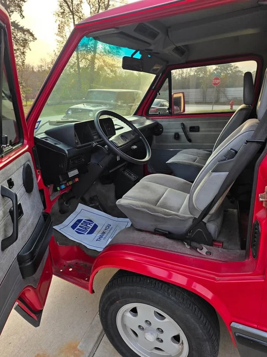 1990 Volkswagen Vanagon - Image 8 of 9