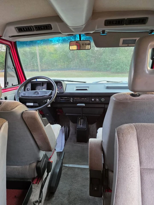 1990 Volkswagen Vanagon - Image 7 of 9