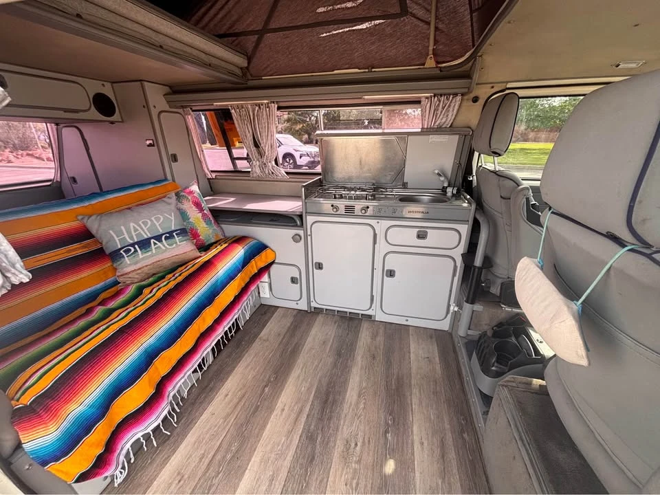 1990 Volkswagen Vanagon - Image 7 of 12