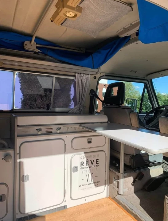 1990 Volkswagen EuroVan - Image 4 of 10